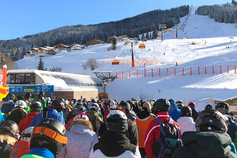 Катание на лыжах и экологичность: почему зимние виды спорта так любят многие